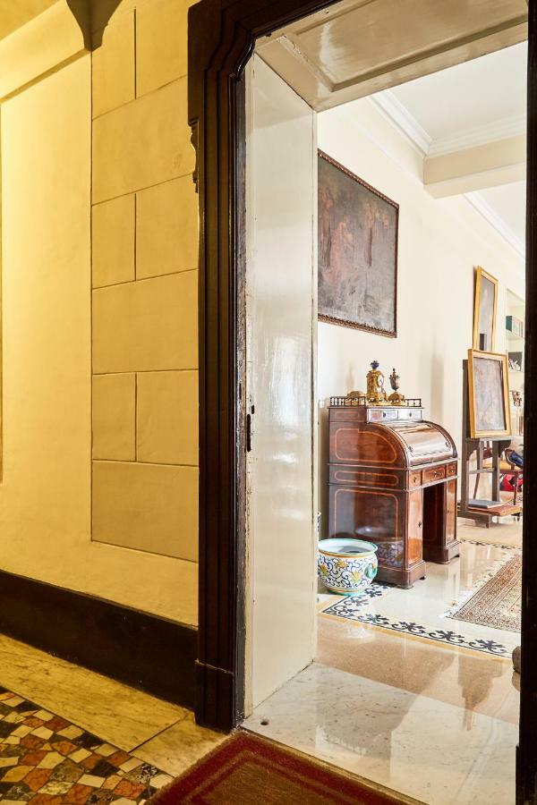 נאפולי Suite Klimt P.Zza Amedeo מראה חיצוני תמונה